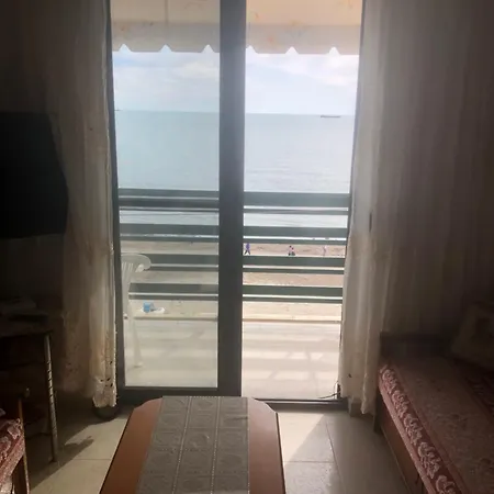 아파트 Eyes On Sea Durrës
