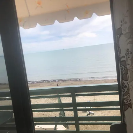 Apartament Eyes On Sea Durrës